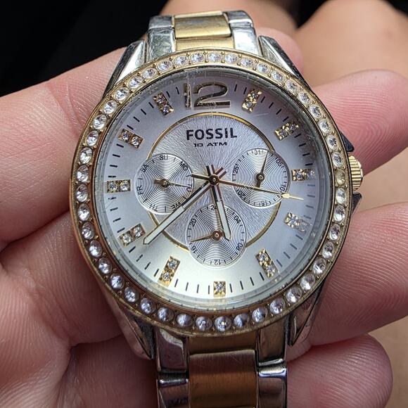 Fossil Women ES2521 Riley Silver Dial Multifunction Pave Bezel Quartz Watch 7" - Picture 1 of 14